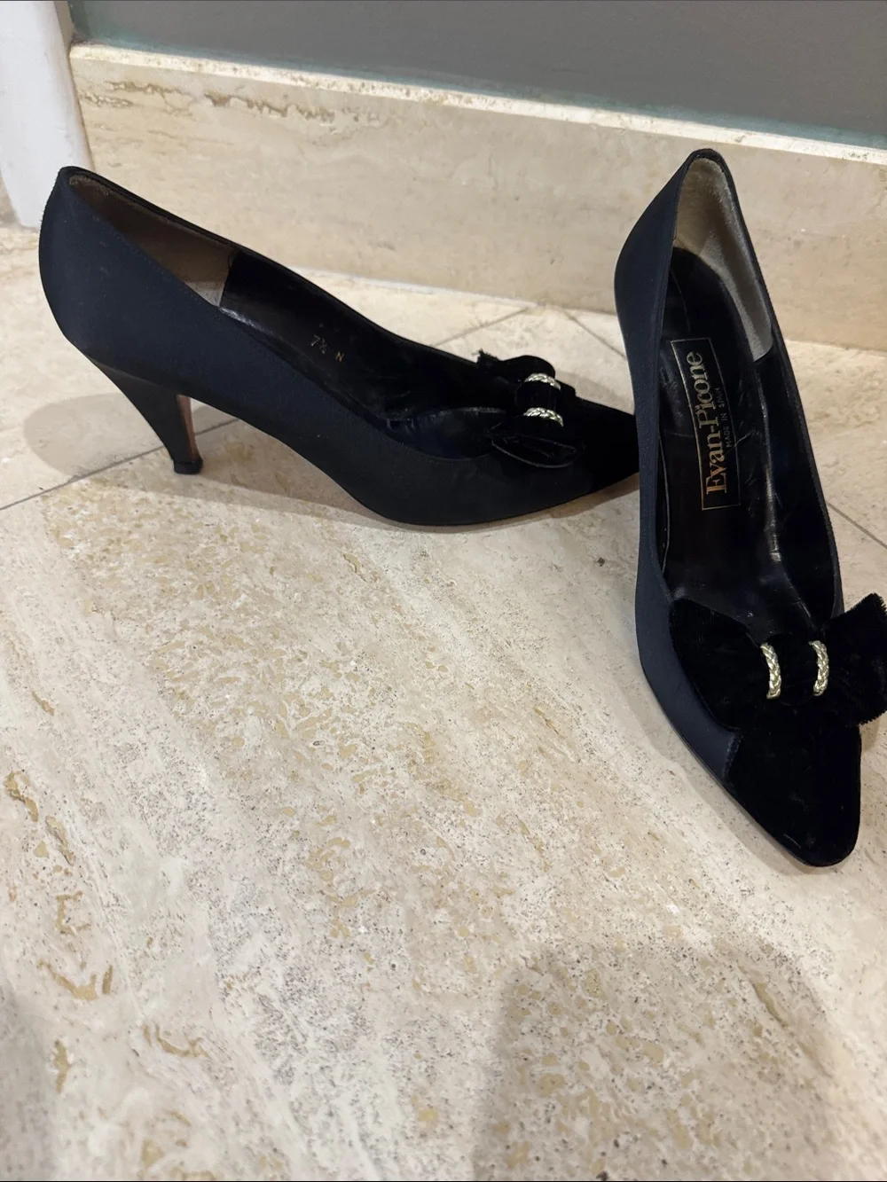 Evan Picone Black Velvet Pointed Pumps with Bow and Gold Rope